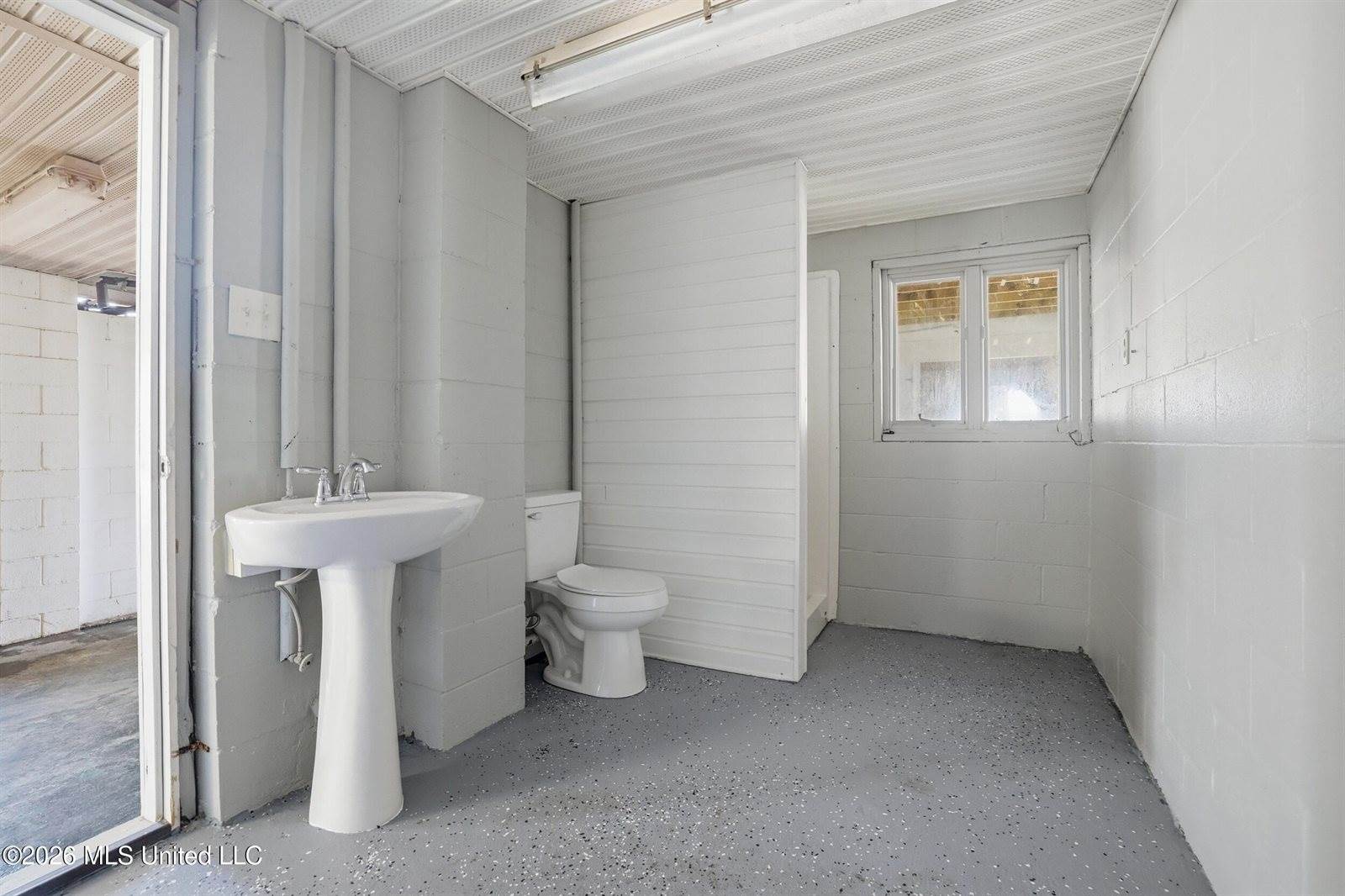 3512 River Bluff Road, D'Iberville, MS 39540