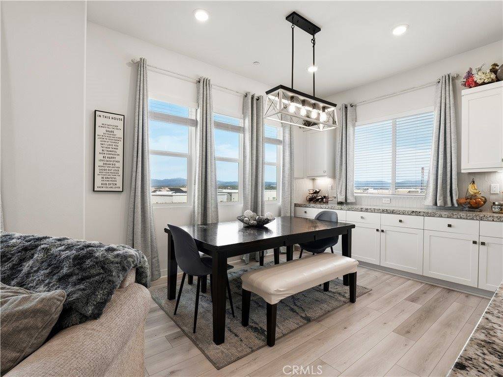 27013 Hummingbird Lane, Valencia, CA 91381