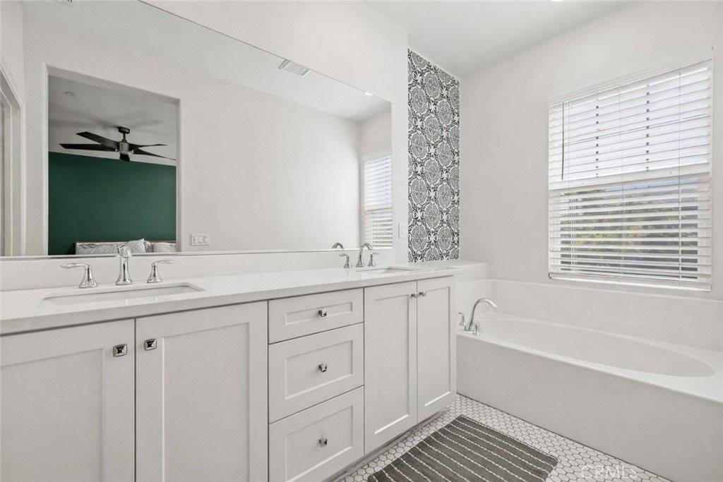 22838 Concord, #80, Saugus, CA 91350