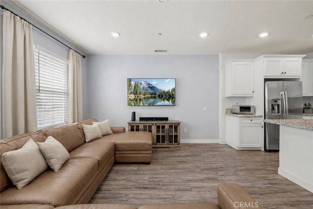 22838 Concord, #80, Saugus, CA 91350