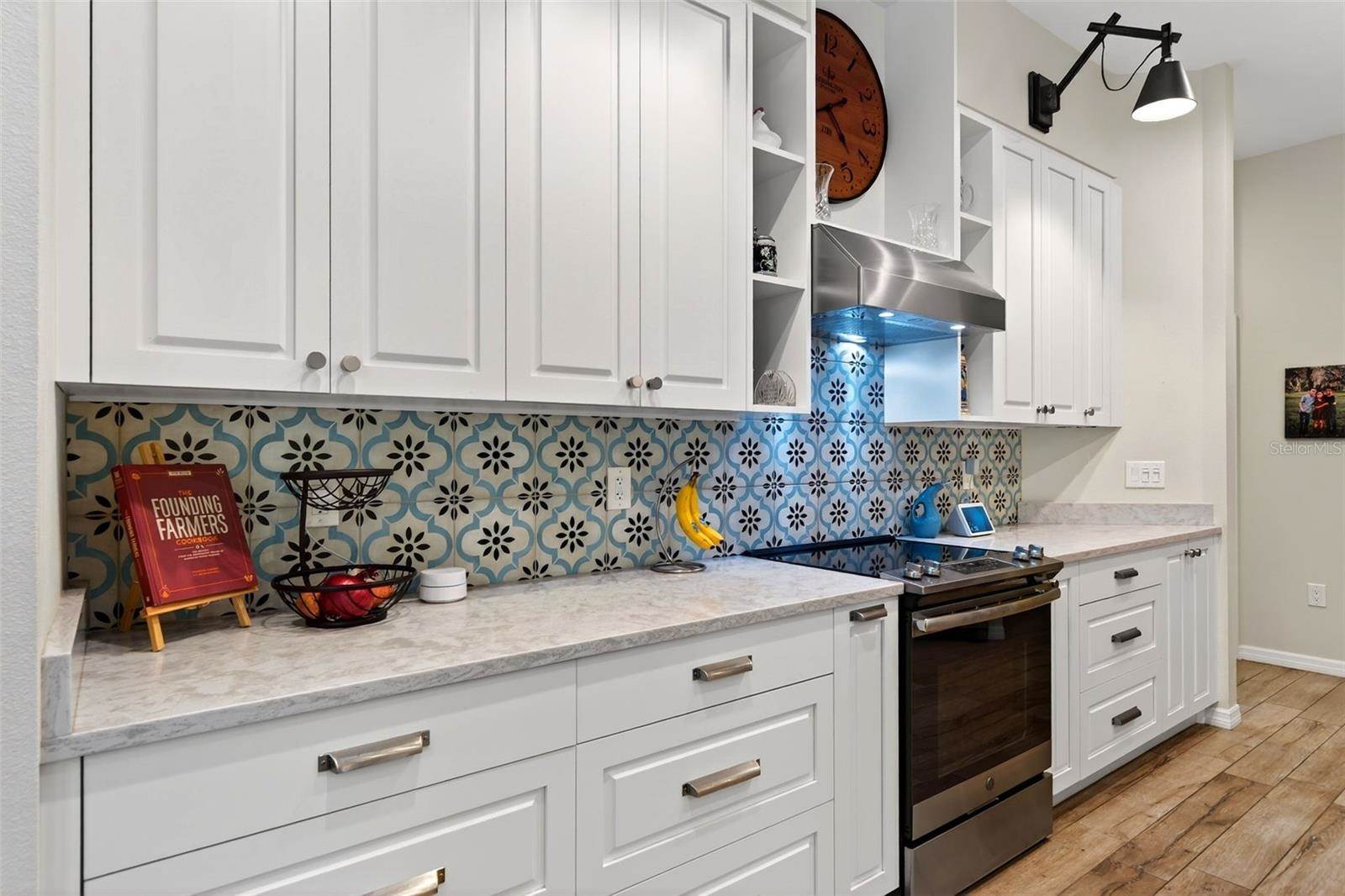 7088 Saddle Creek Lane, Sarasota, FL 34241