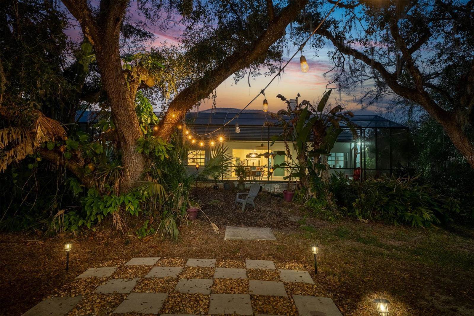 7088 Saddle Creek Lane, Sarasota, FL 34241