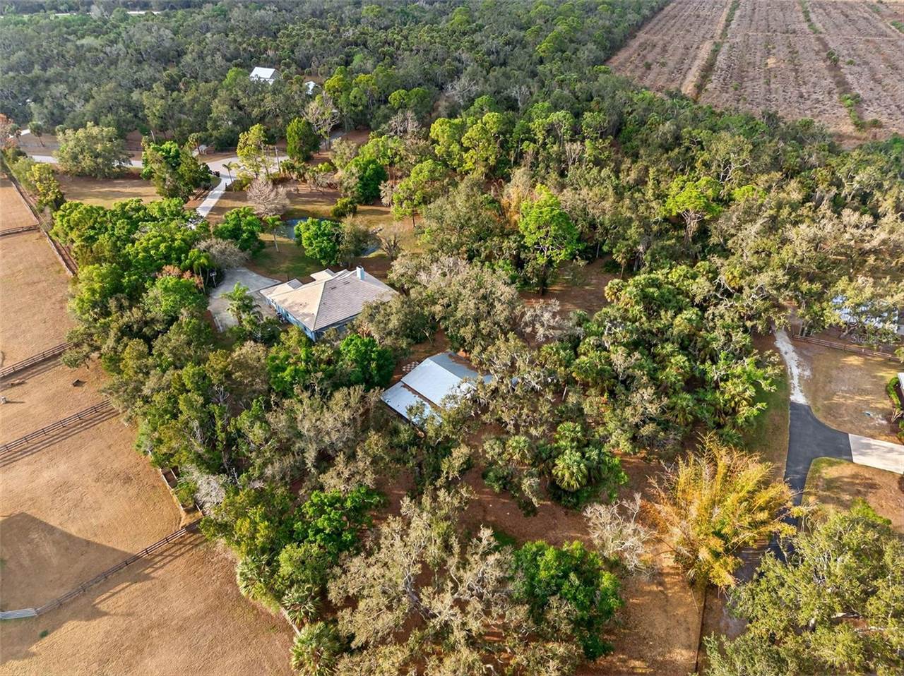 7088 Saddle Creek Lane, Sarasota, FL 34241