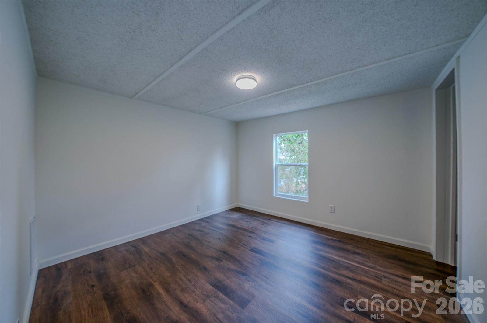8 Teal Lane, Candler, NC 28715