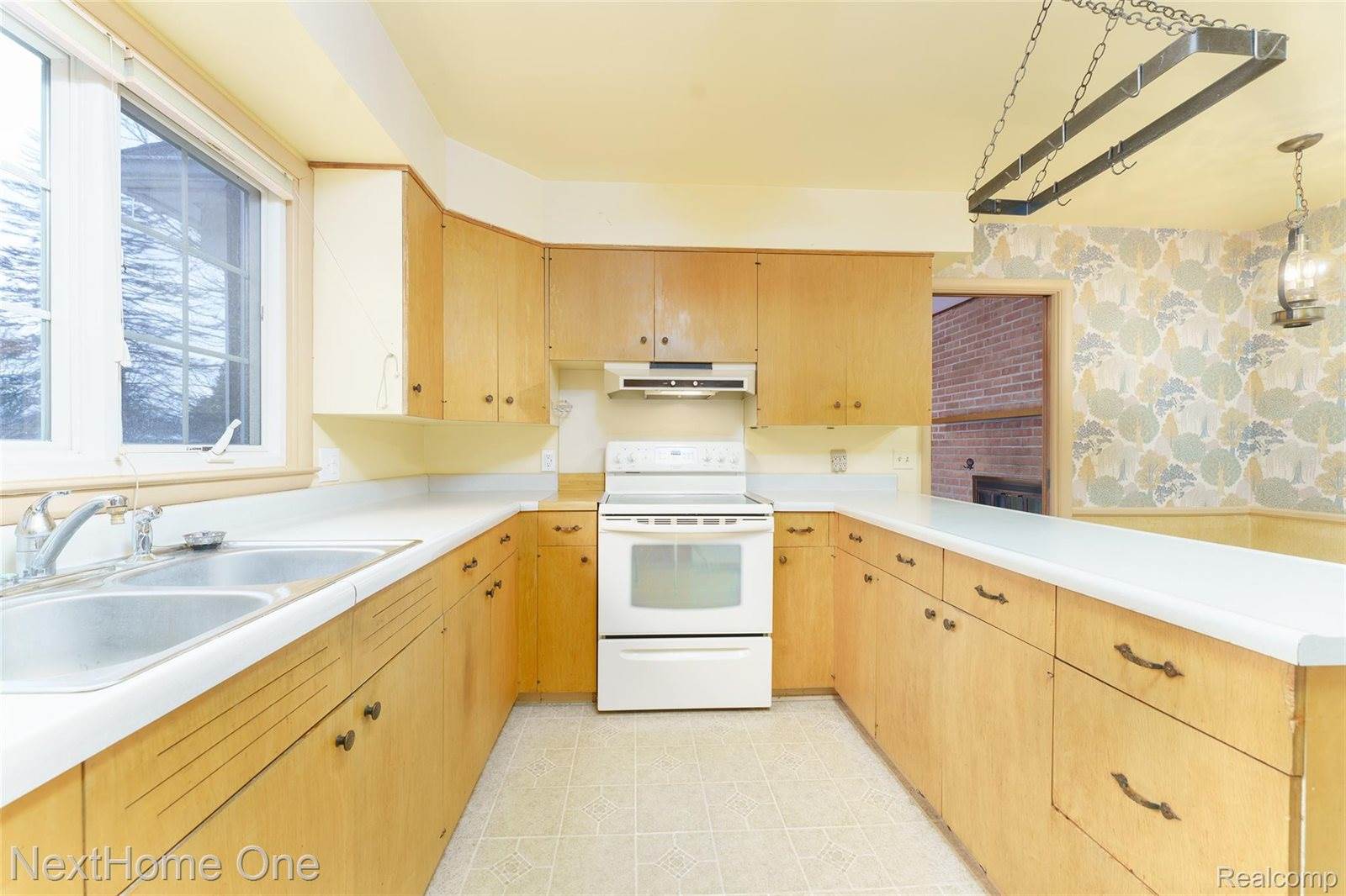 5765 Country Lane, AugustaCharterTownship_Washtenaw, MI 48197