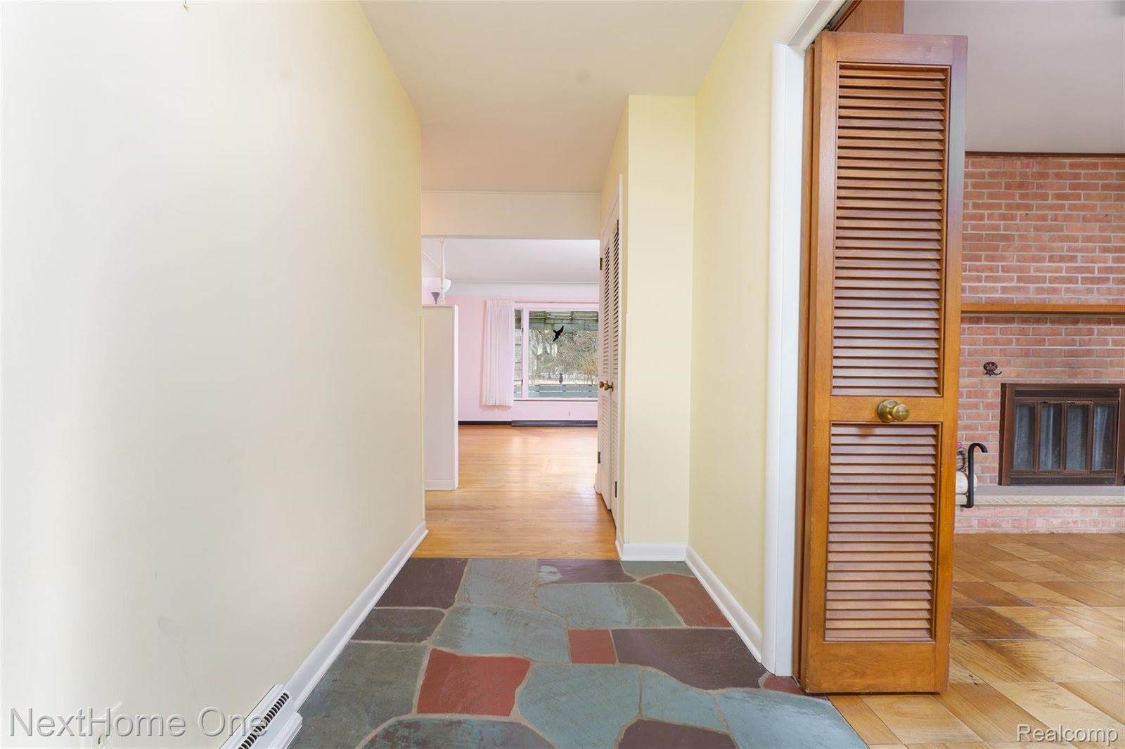 5765 Country Lane, AugustaCharterTownship_Washtenaw, MI 48197