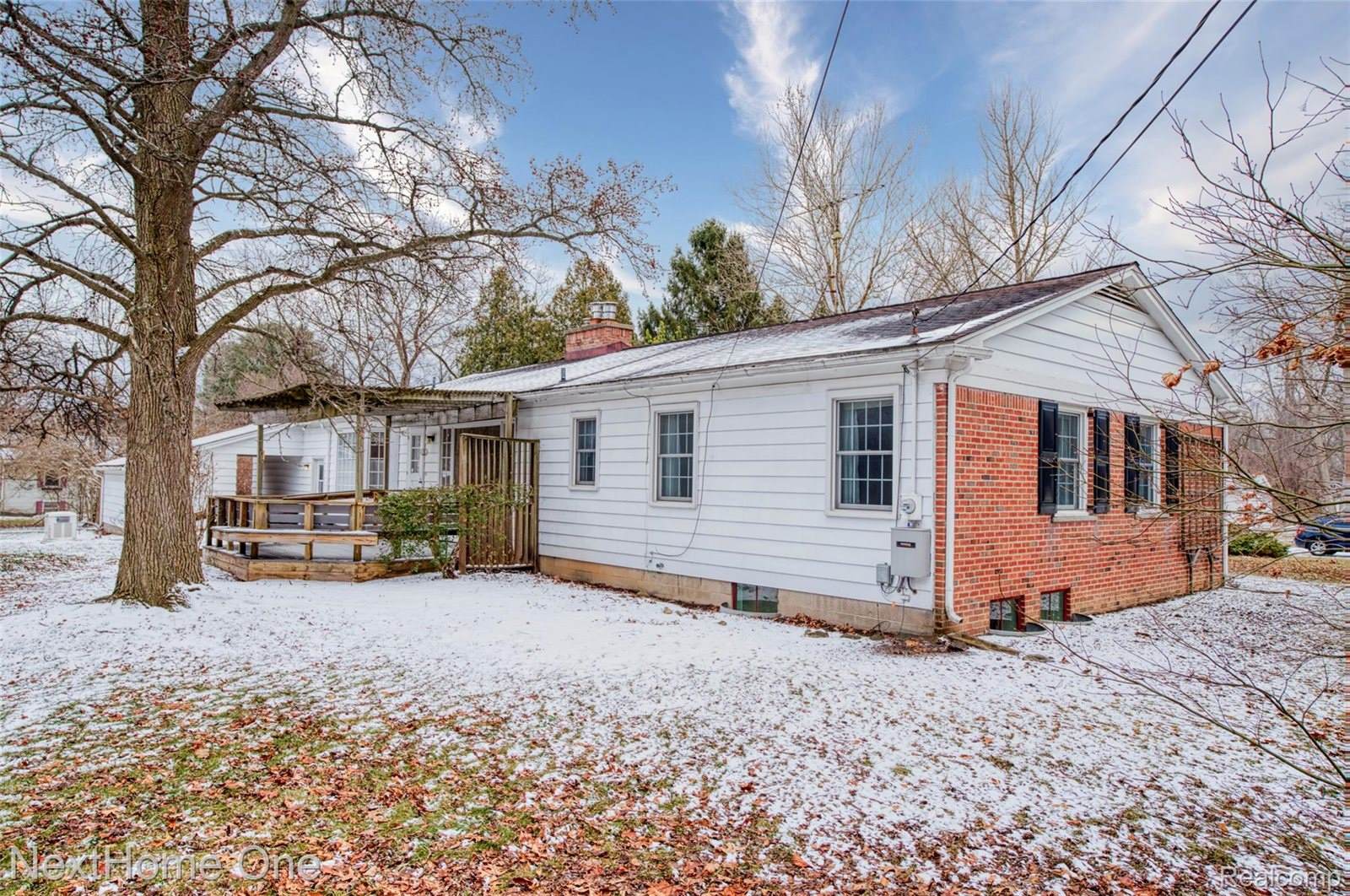 5765 Country Lane, AugustaCharterTownship_Washtenaw, MI 48197