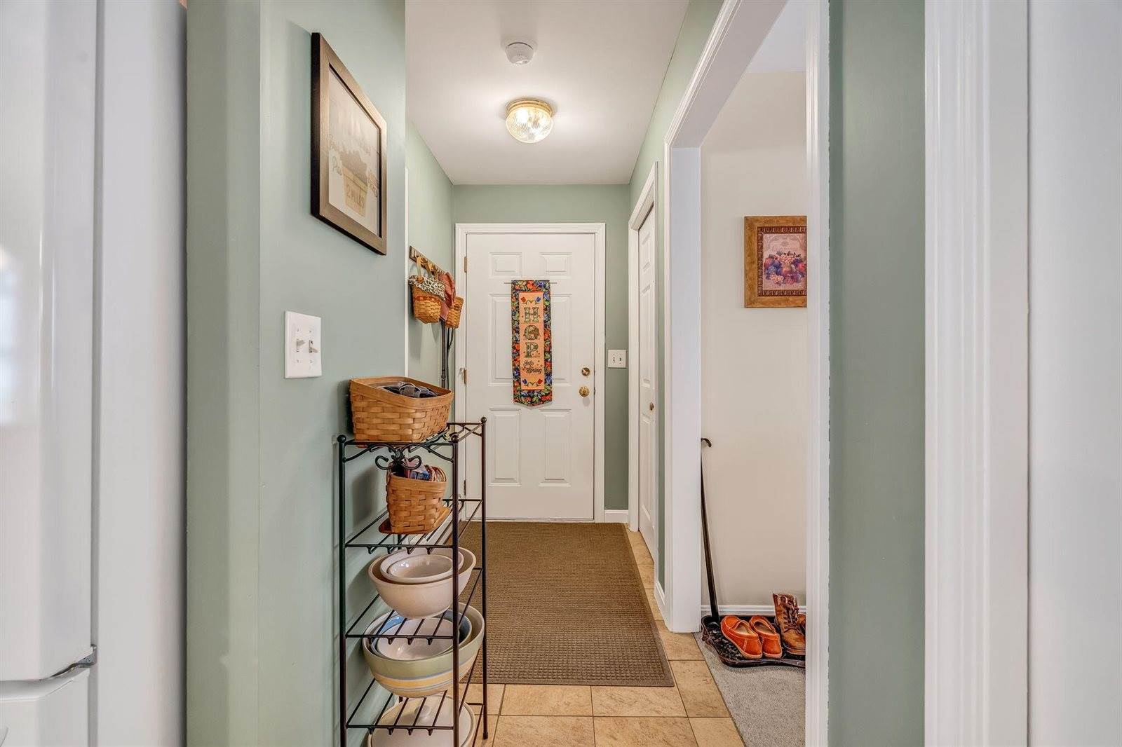 30 Bowdoin Drive, Brewer, ME 04412