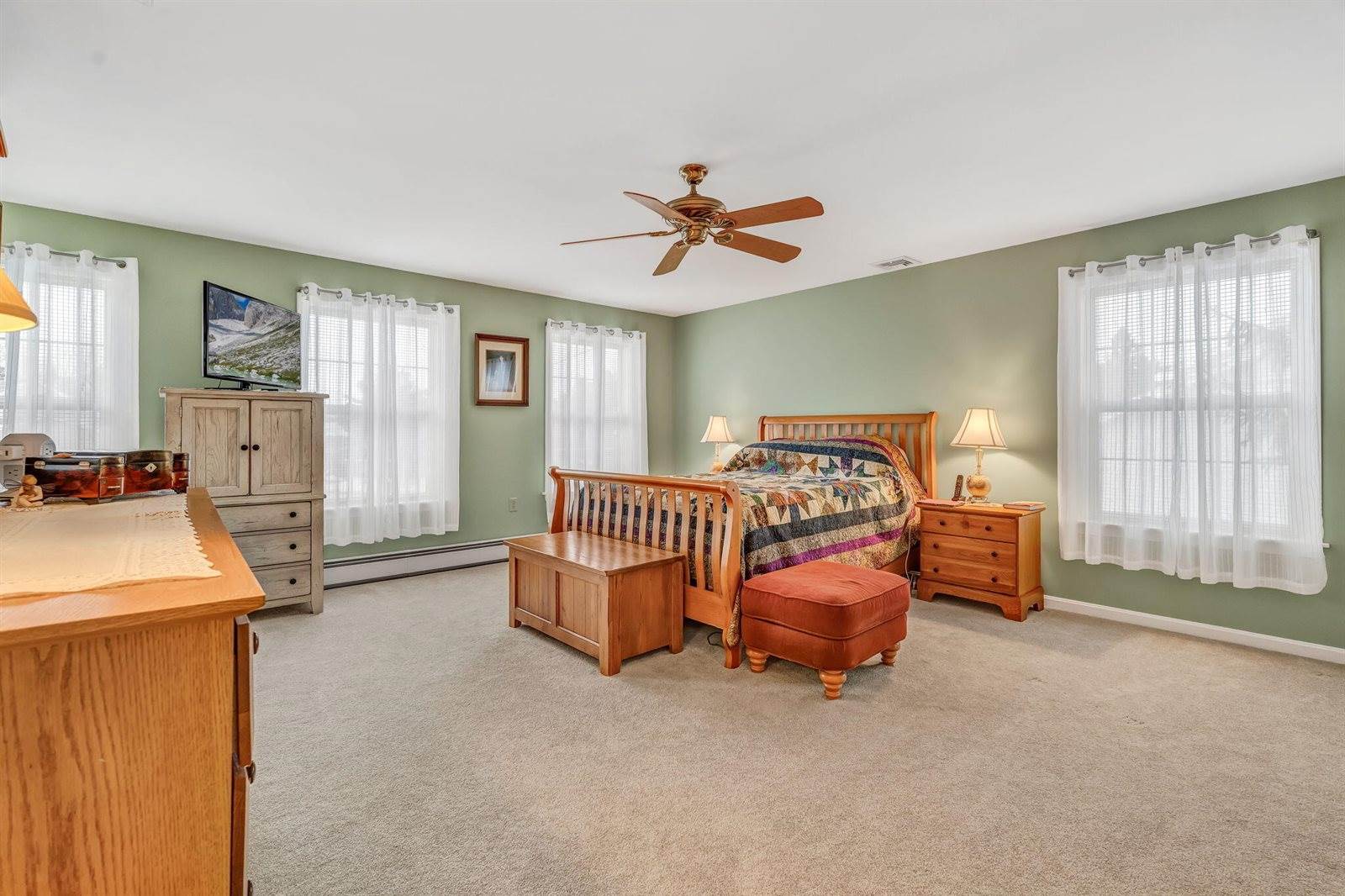 30 Bowdoin Drive, Brewer, ME 04412