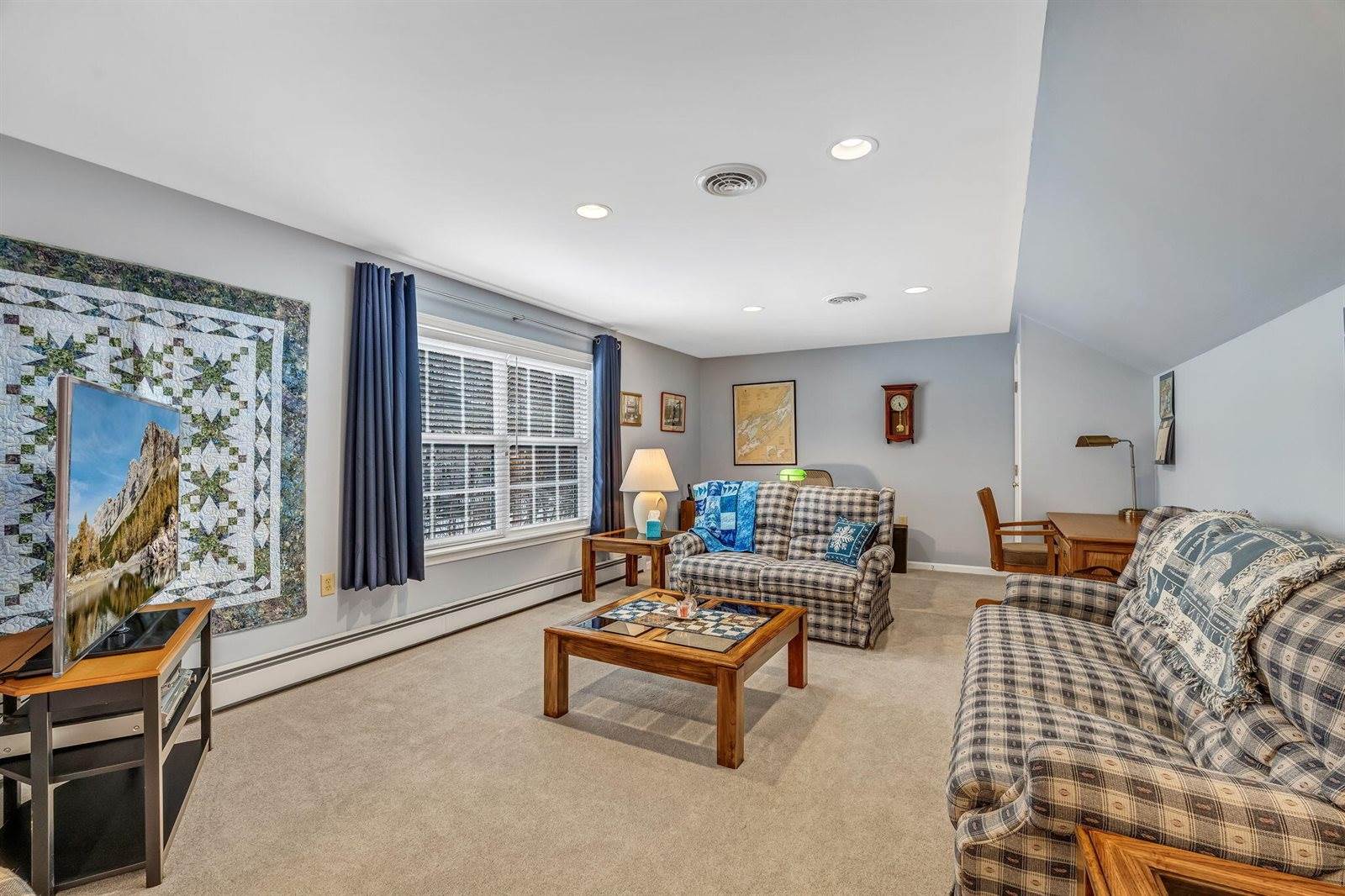 30 Bowdoin Drive, Brewer, ME 04412