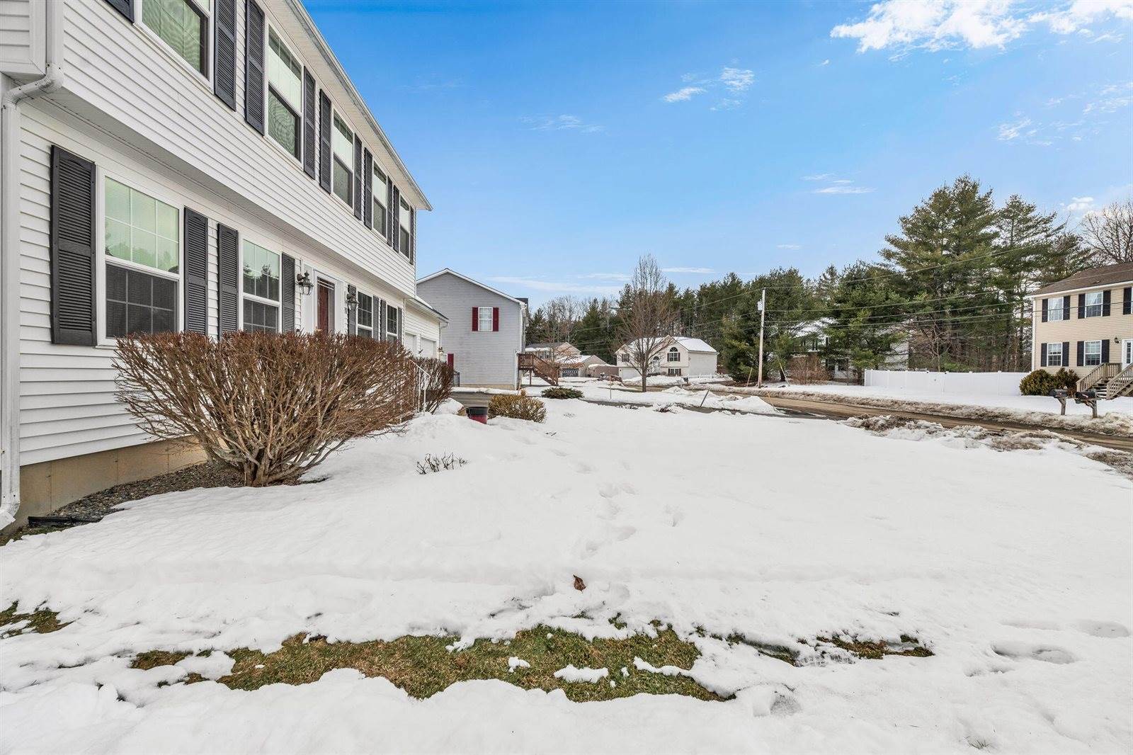 30 Bowdoin Drive, Brewer, ME 04412