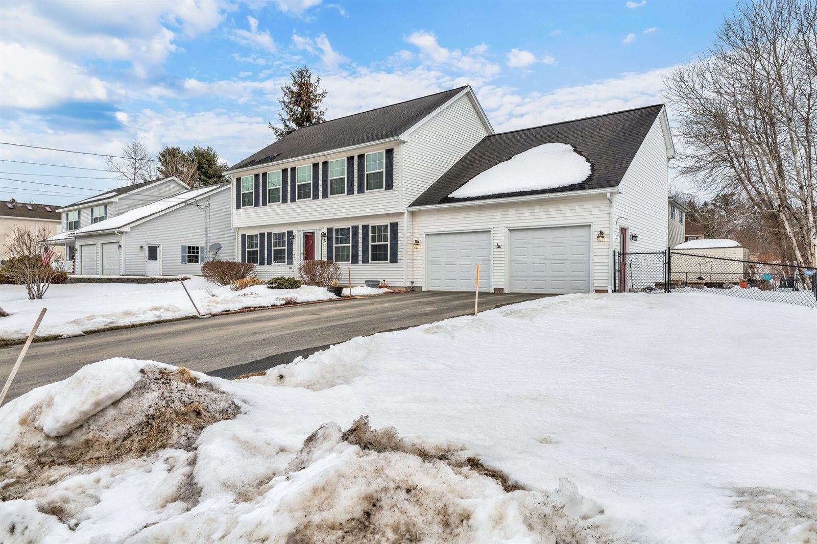 30 Bowdoin Drive, Brewer, ME 04412
