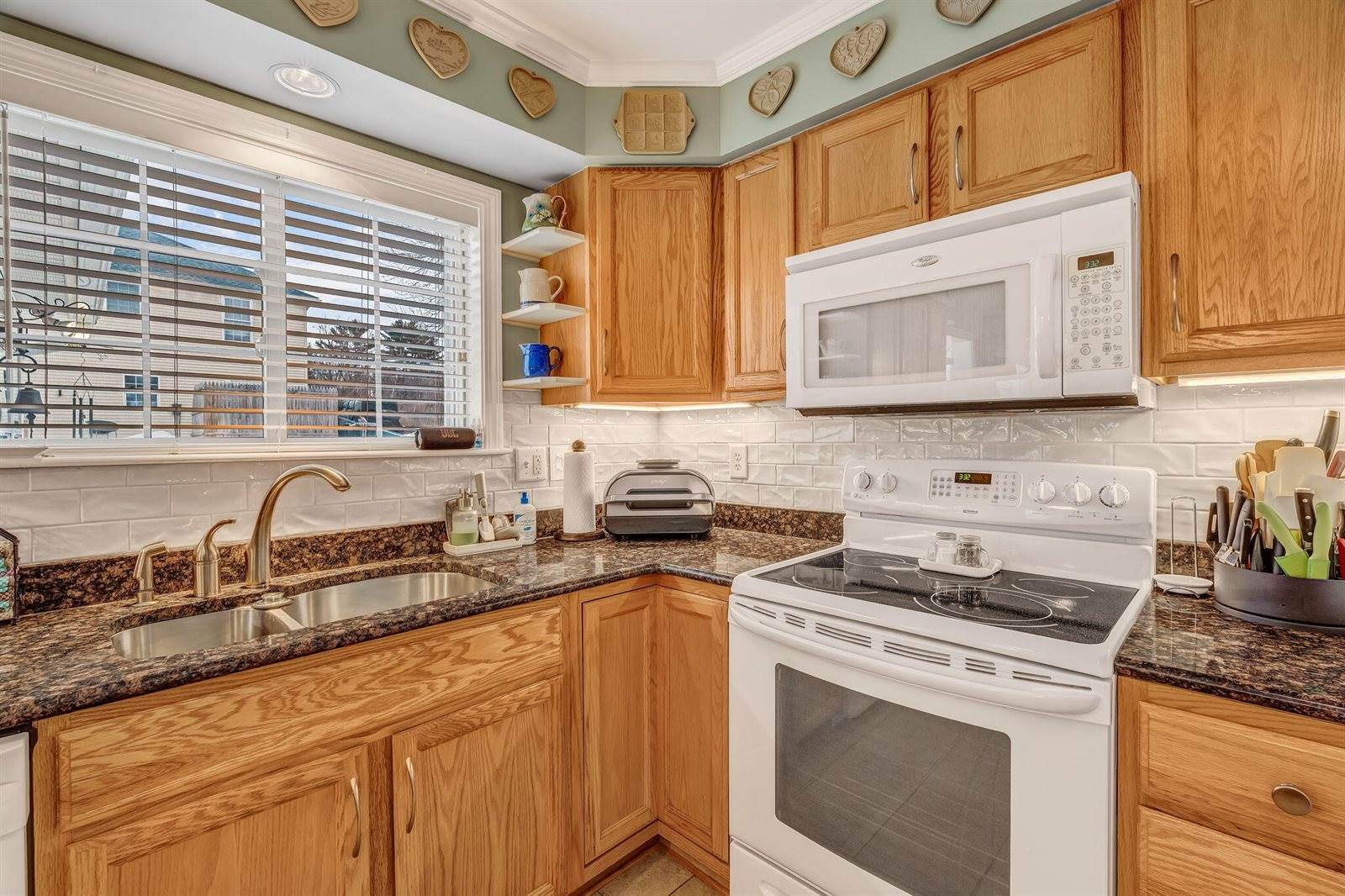 30 Bowdoin Drive, Brewer, ME 04412