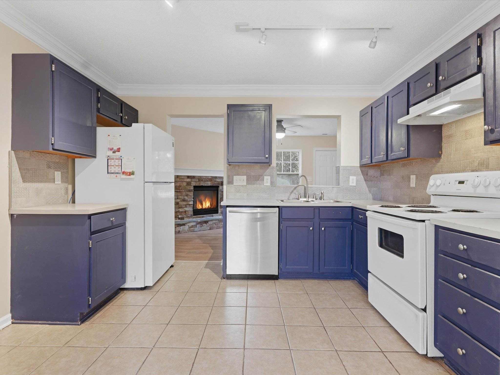 Amir Circle, Matthews, NC 28105