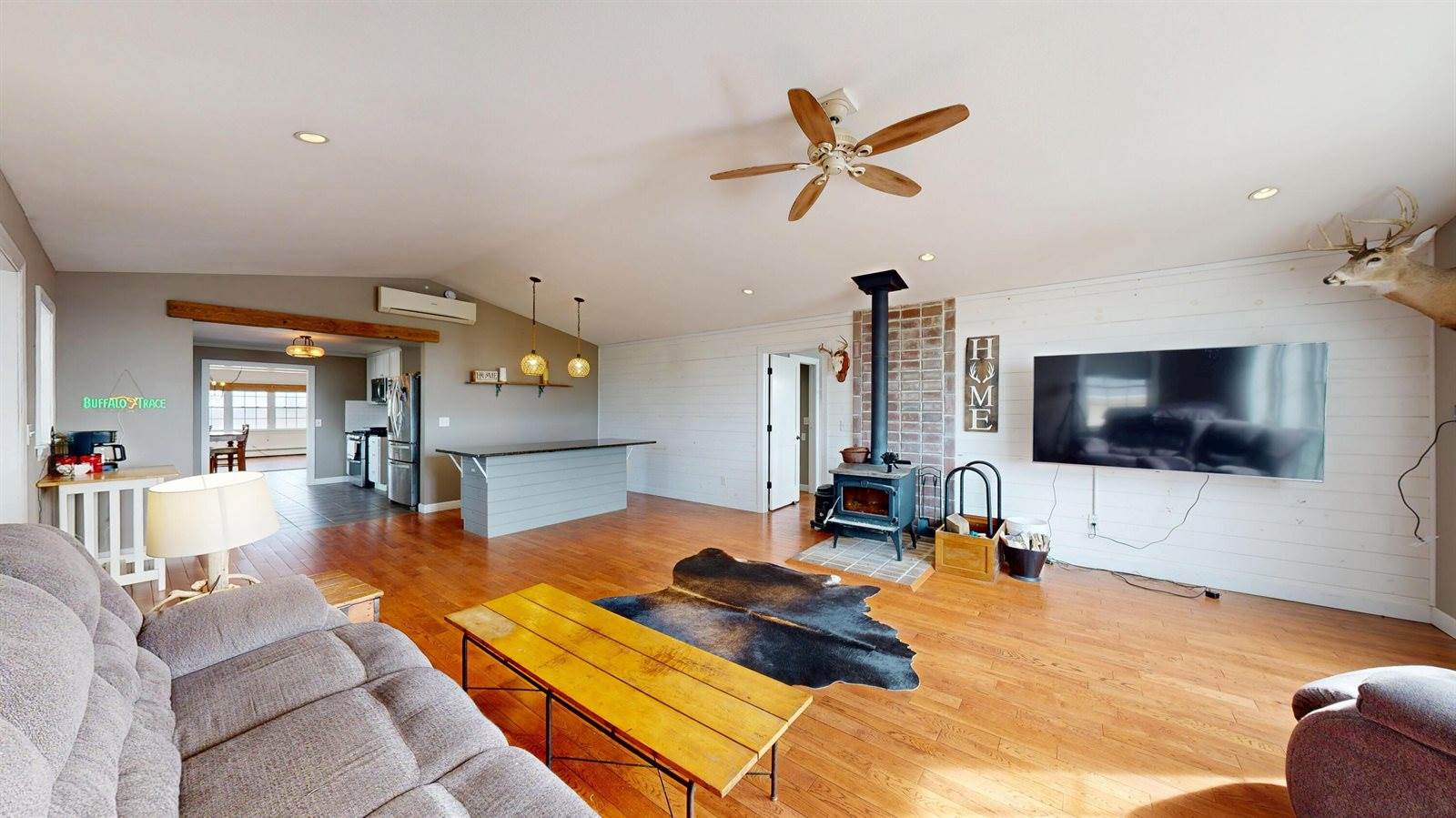 16433 State Highway 27 -, Utica, WI 54628