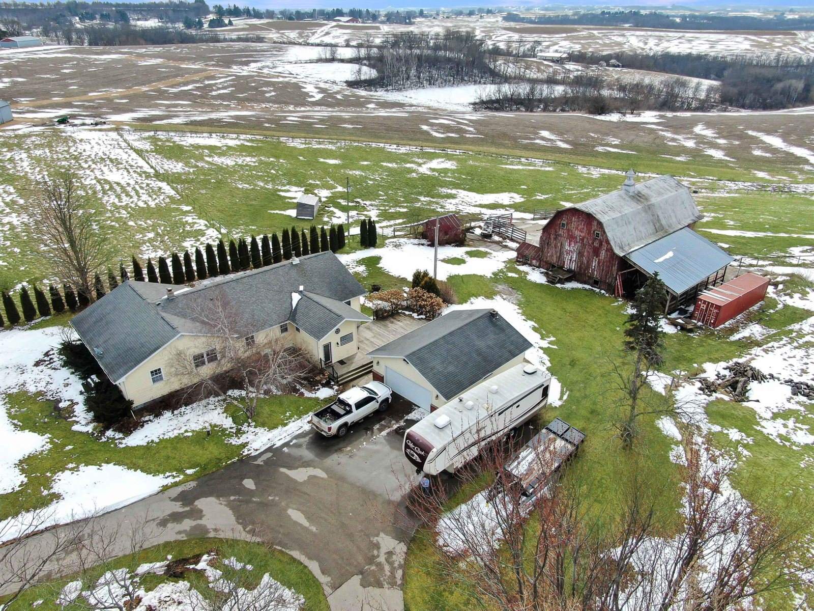 16433 State Highway 27 -, Utica, WI 54628