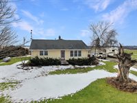 16433 State Highway 27 -, Utica, WI 54628