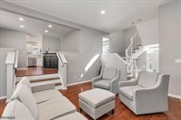 40 Primrose Ln, Long Hill Township, NJ 07933