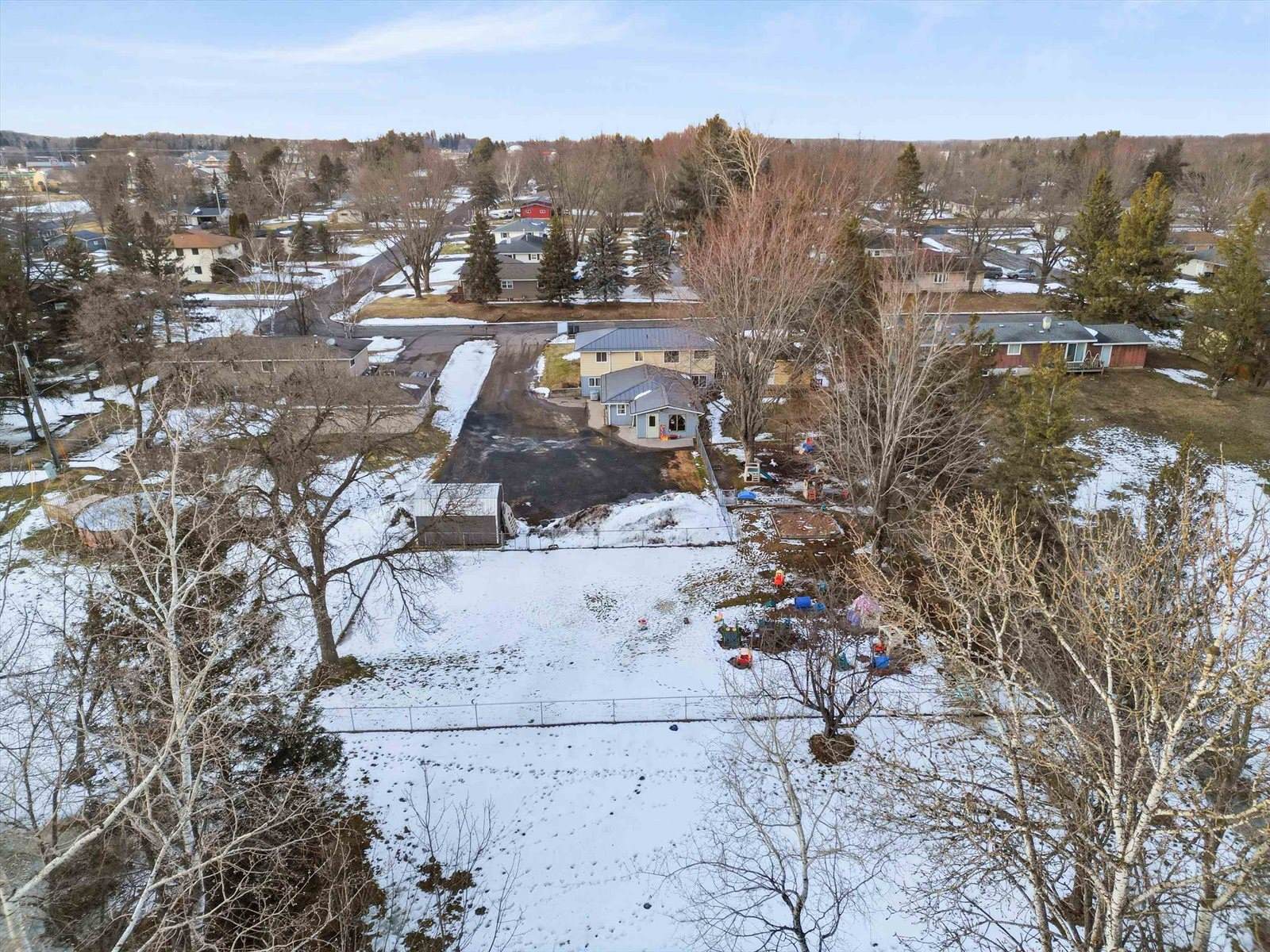 806-808 E Vilas Street, Marshfield, WI 54449