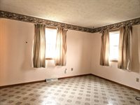 2353 Galaxie Dr, Mansfield, OH 44903