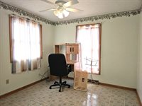 2353 Galaxie Dr, Mansfield, OH 44903