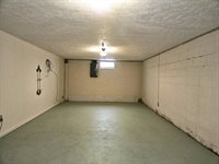 2353 Galaxie Dr, Mansfield, OH 44903
