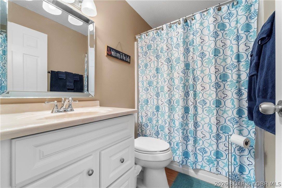 875 Parkside Place, #C206, Osage Beach, MO 65065