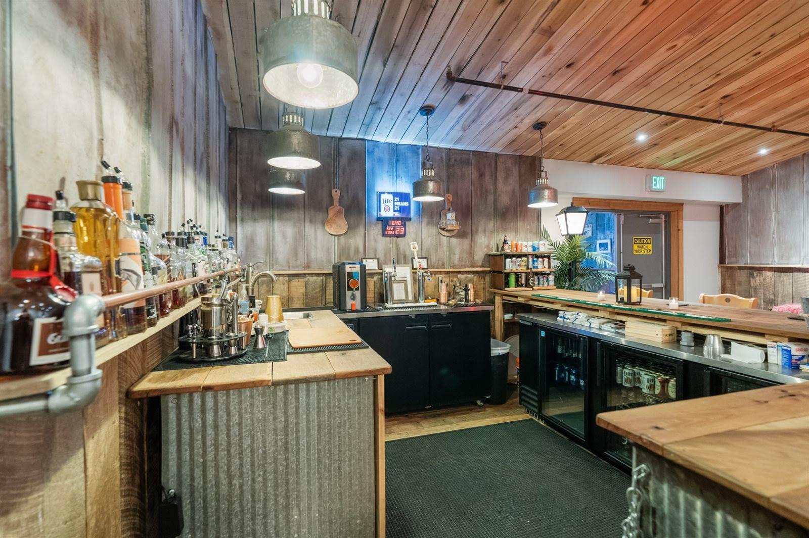 1190 W Ellington Pkwy, Lewisburg, TN 37091