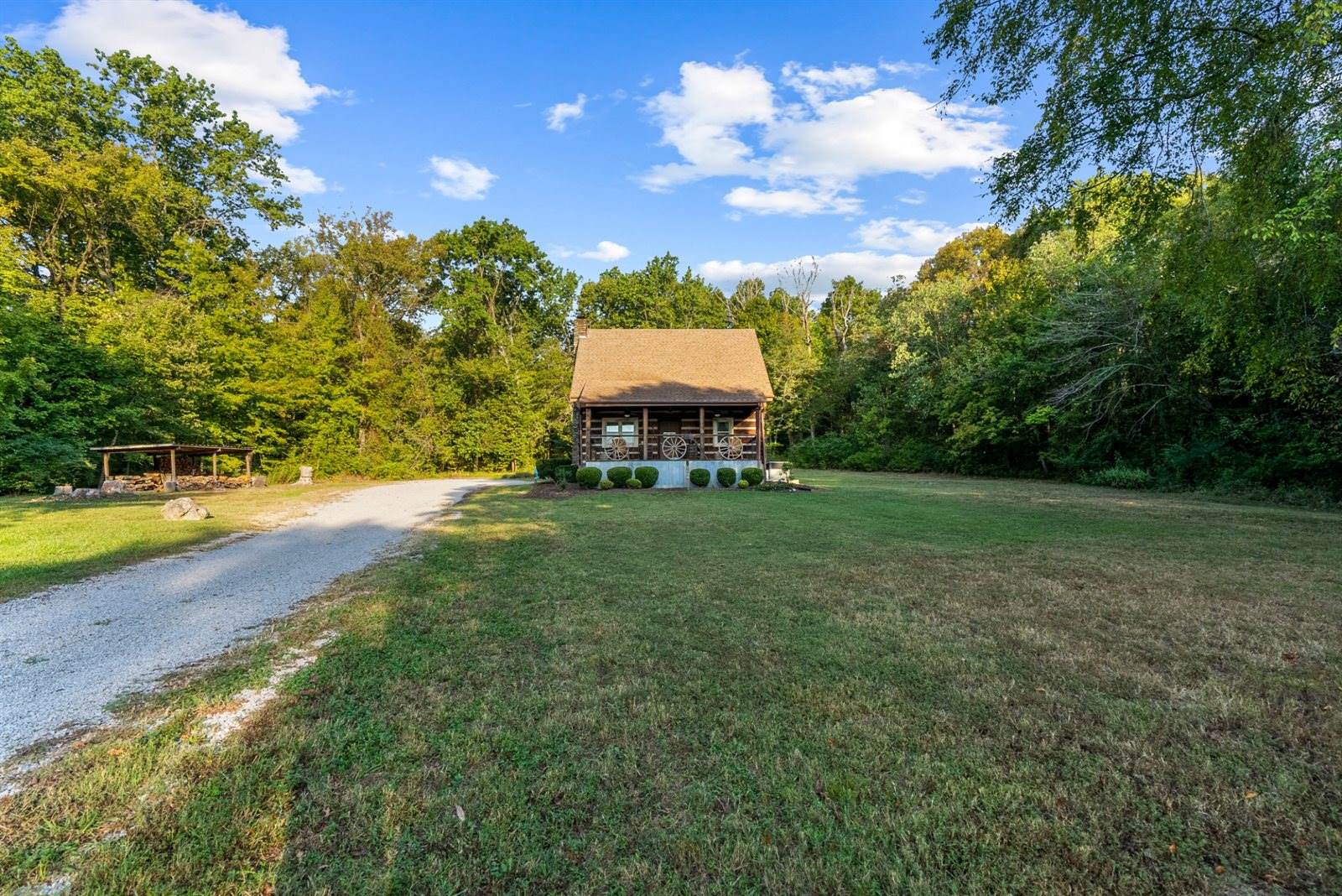 1190 W Ellington Pkwy, Lewisburg, TN 37091