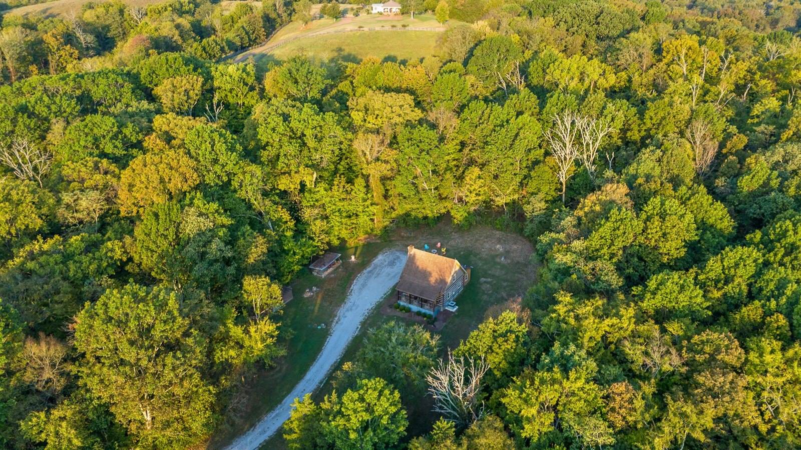 1190 W Ellington Pkwy, Lewisburg, TN 37091