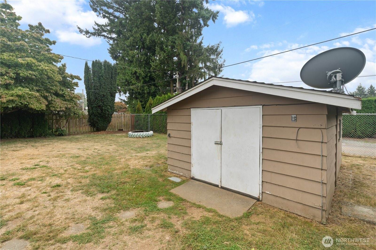 1717 E Street, Lynden, WA 98264
