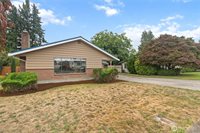 1717 E Street, Lynden, WA 98264