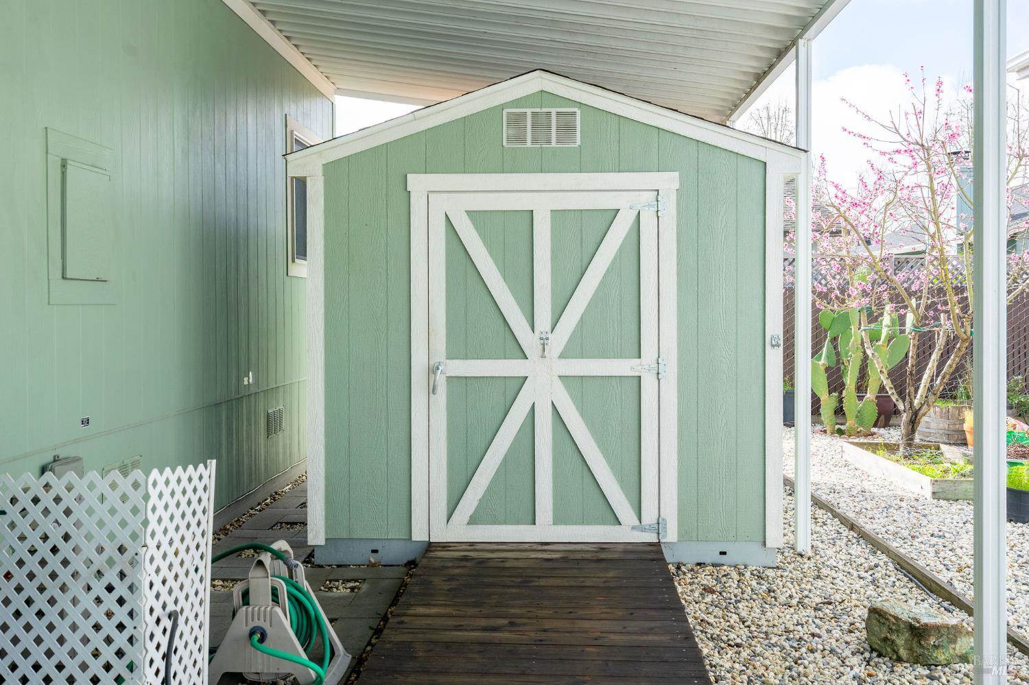 32 Yorkshire Drive, Santa Rosa, CA 95401