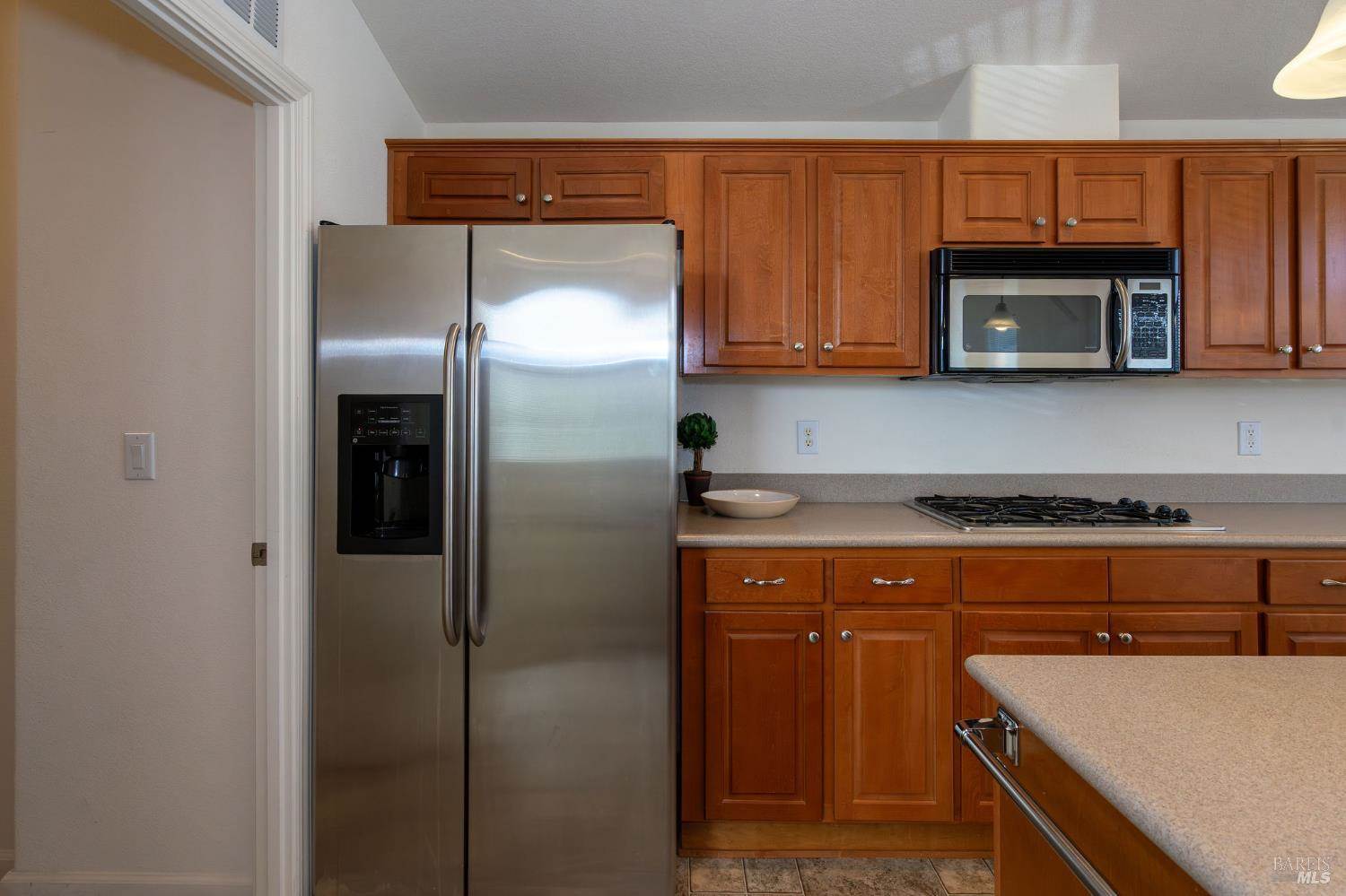 32 Yorkshire Drive, Santa Rosa, CA 95401