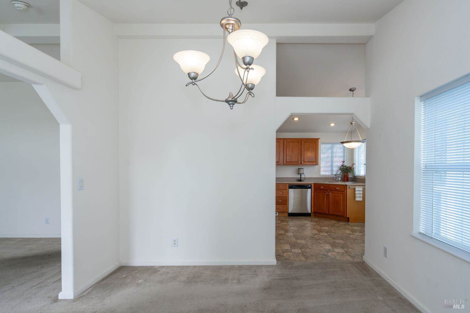 32 Yorkshire Drive, Santa Rosa, CA 95401