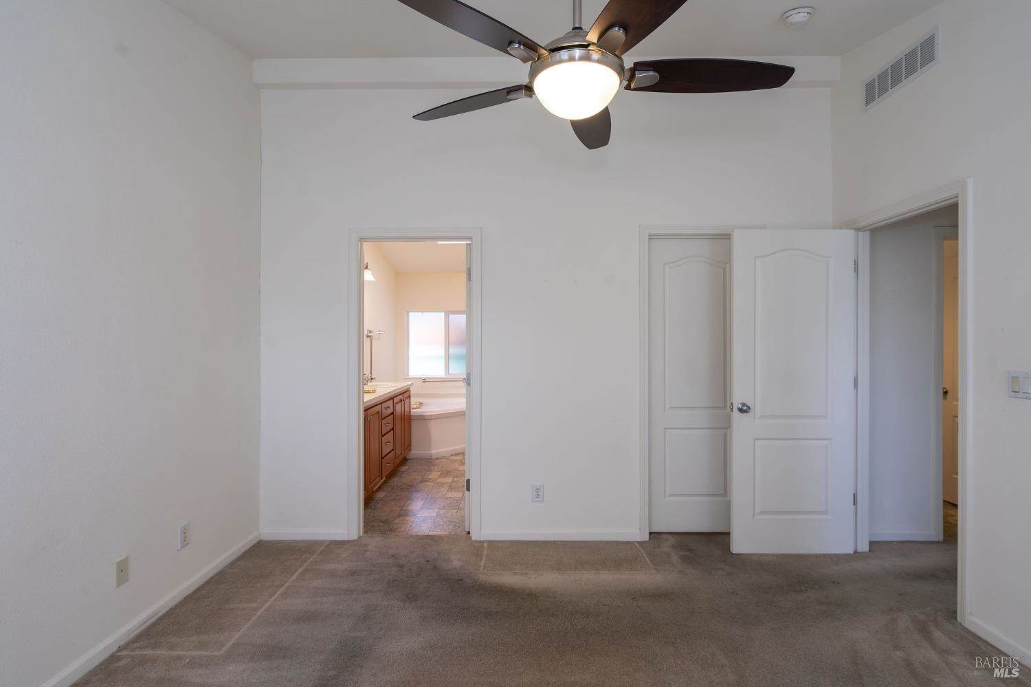 32 Yorkshire Drive, Santa Rosa, CA 95401