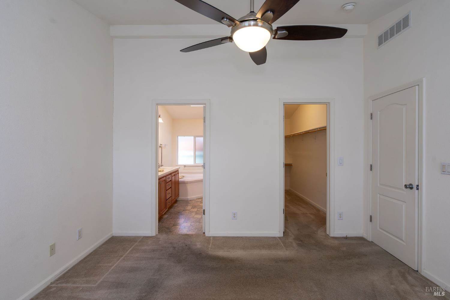 32 Yorkshire Drive, Santa Rosa, CA 95401