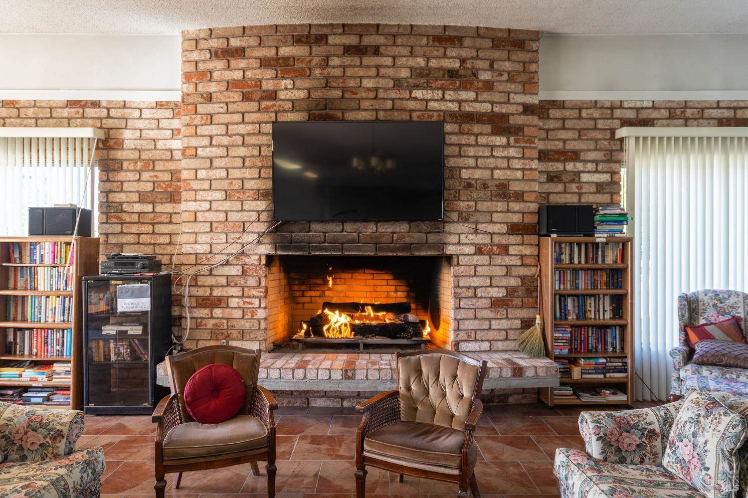 32 Yorkshire Drive, Santa Rosa, CA 95401
