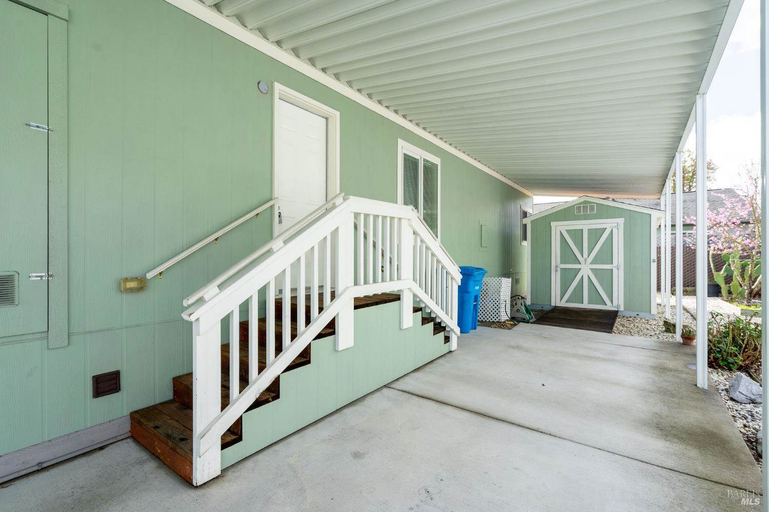 32 Yorkshire Drive, Santa Rosa, CA 95401