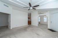 32 Yorkshire Drive, Santa Rosa, CA 95401