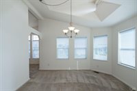 32 Yorkshire Drive, Santa Rosa, CA 95401