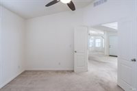 32 Yorkshire Drive, Santa Rosa, CA 95401