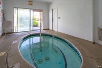 32 Yorkshire Drive, Santa Rosa, CA 95401