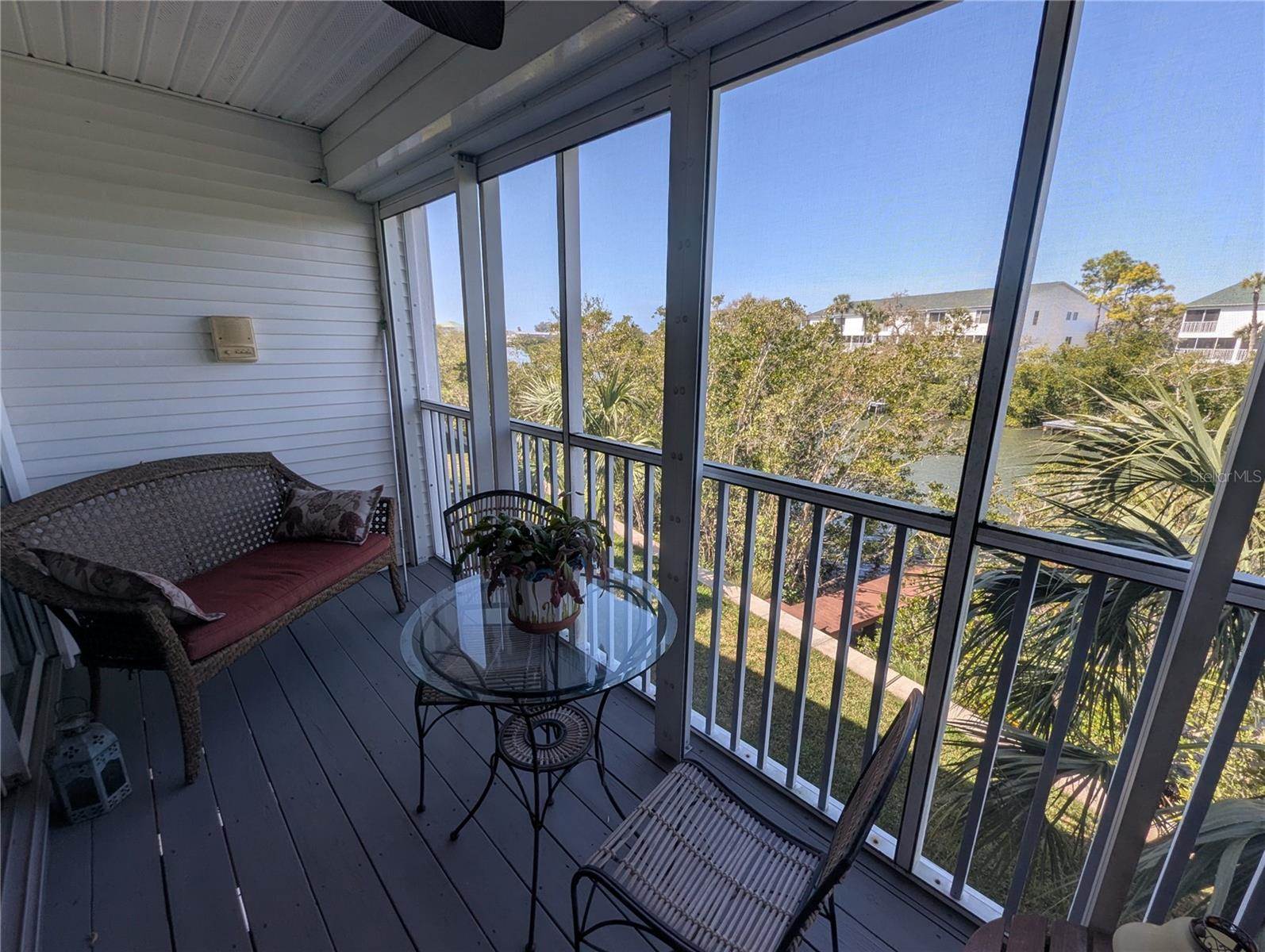 9936 Indian Key Trail, #22, Seminole, FL 33776