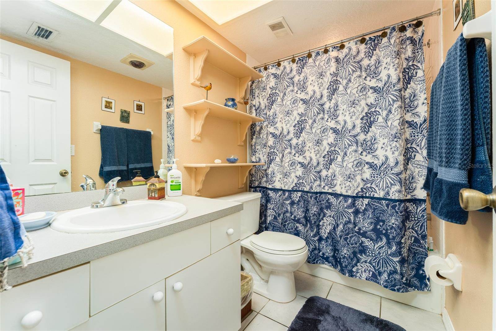 9936 Indian Key Trail, #22, Seminole, FL 33776