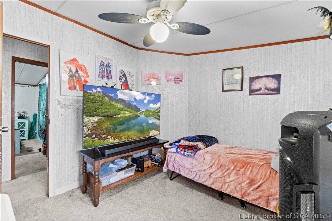 7553 East Tank Pond Road, Nabb, IN 47147