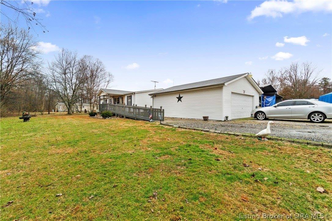 7553 East Tank Pond Road, Nabb, IN 47147