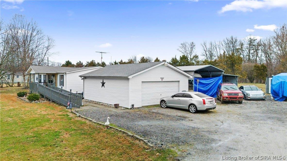 7553 East Tank Pond Road, Nabb, IN 47147