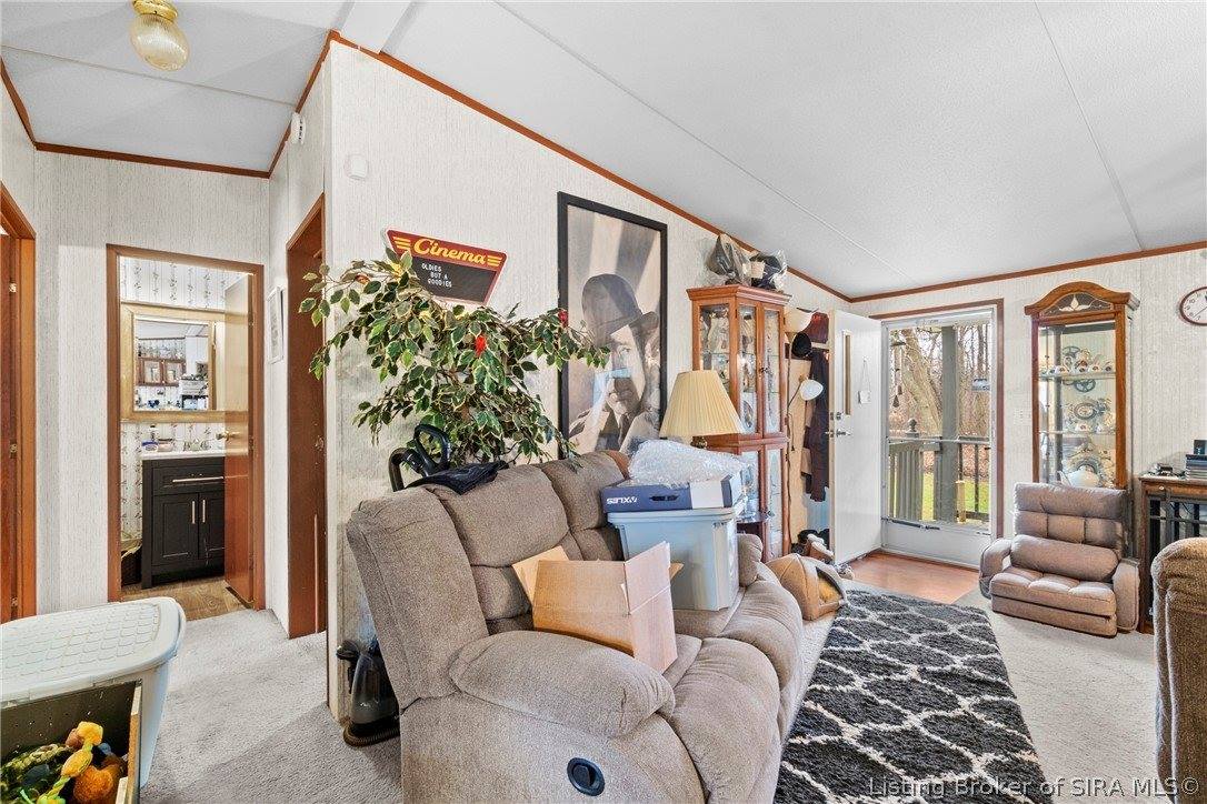 7553 East Tank Pond Road, Nabb, IN 47147