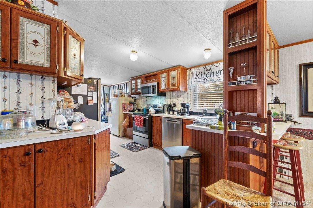 7553 East Tank Pond Road, Nabb, IN 47147